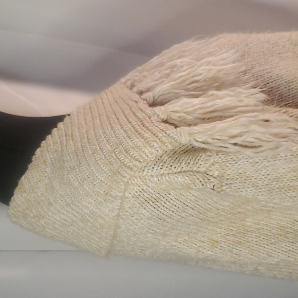 Penningtons knit sweater - Picture 5 of 7